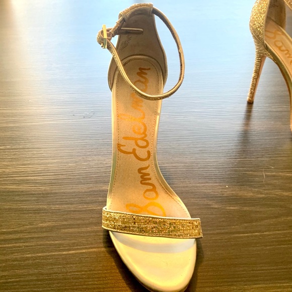 : Sam Edelman gold metallic glitter strapped, open-toe heels. - Picture 3 of 4